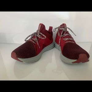 Maroon/red & gray mens Puma sneakers/tennis shoes